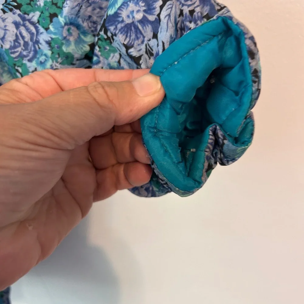 Vintage Weather Tamer Kids Blue Floral Puffer Jacket Batwing Sleeve Size M 3